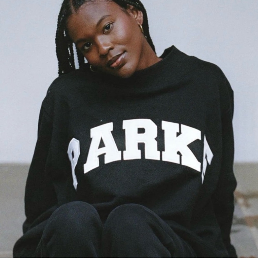 Black and white Parke mock neck sweatshirt, worn twice!!